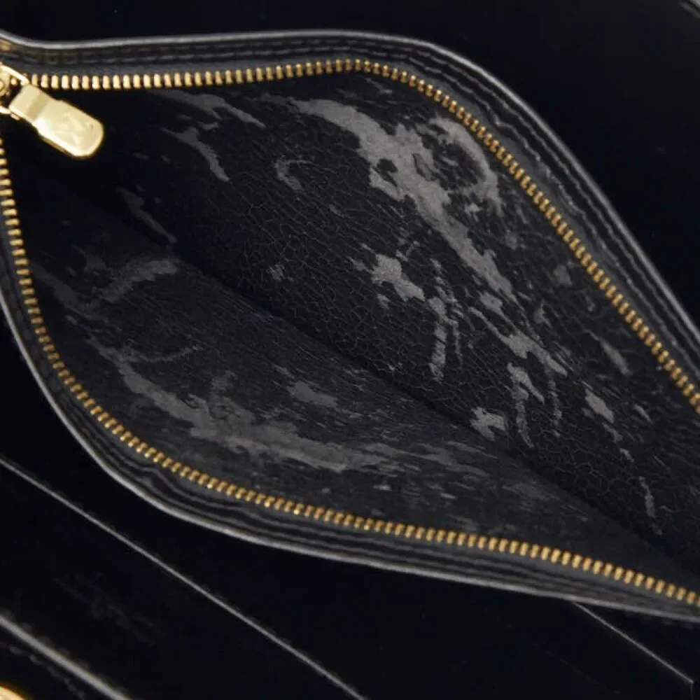 Louis Vuitton Capucines Shoulder Bag M52342
